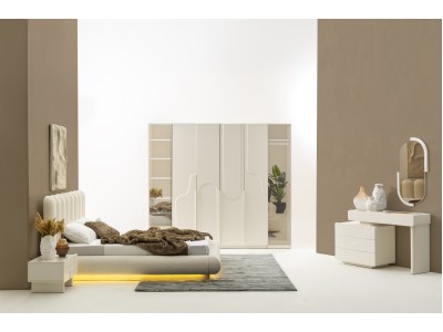 FLORYA BEDROOM