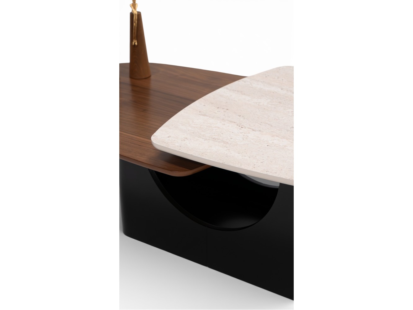 672 Walnut Travertine