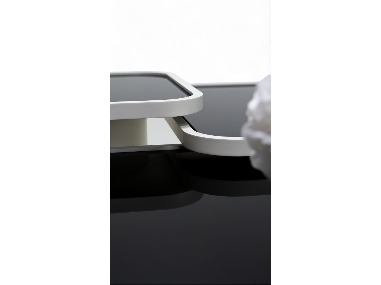 957 Moonstone Black Glass Set Of 3