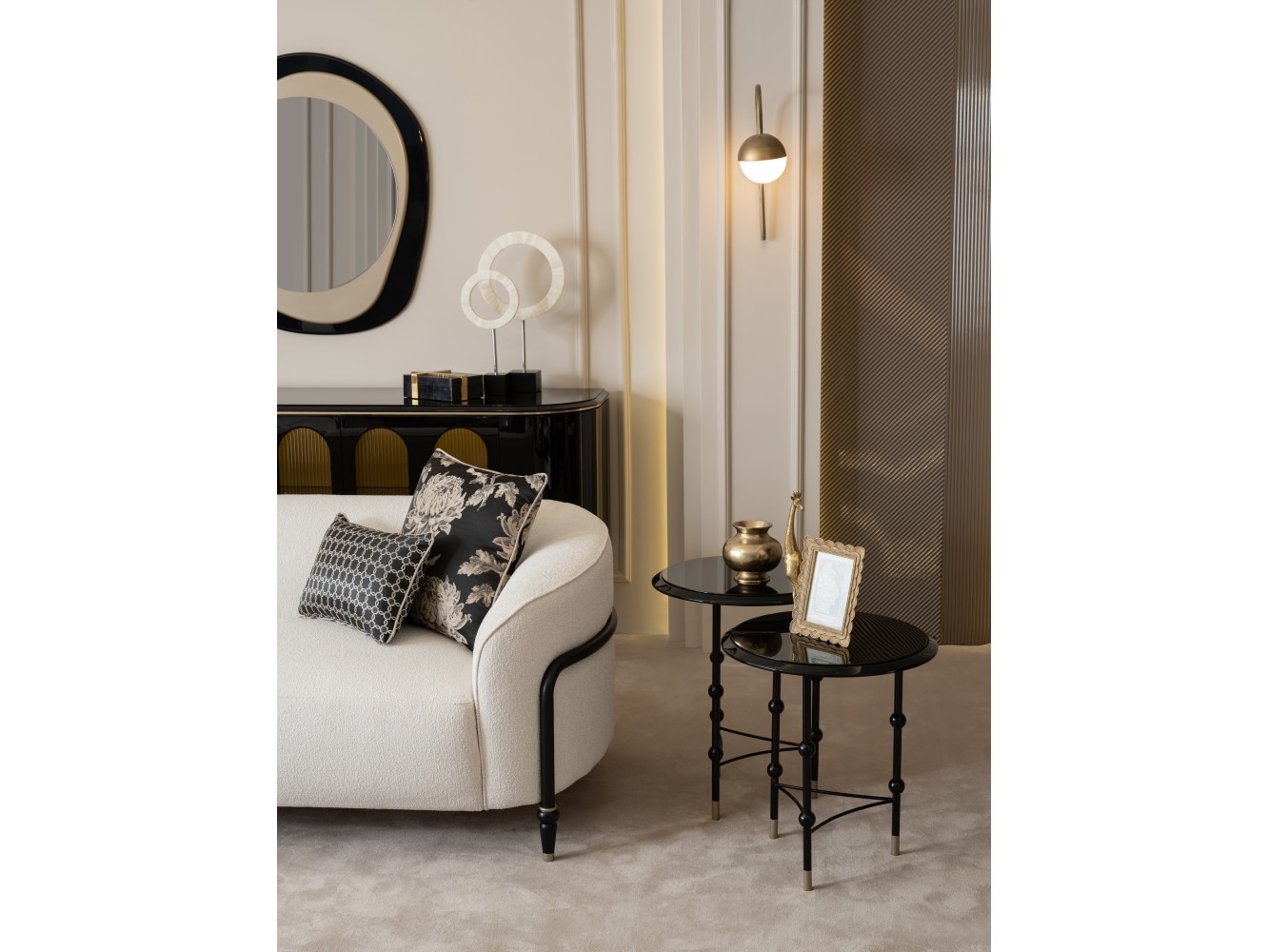 Granada Living Room Set