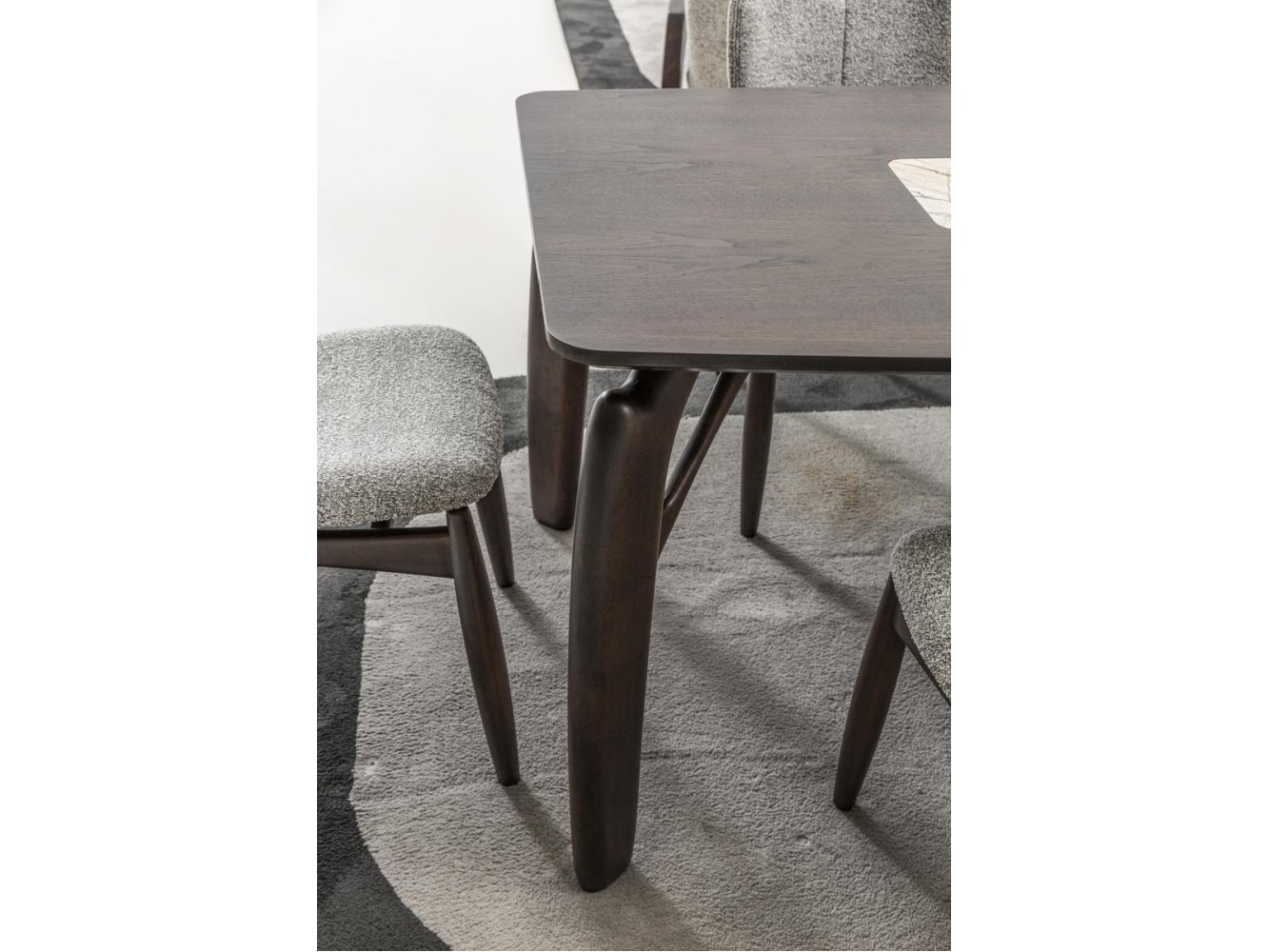 Camaro Diningroom Set