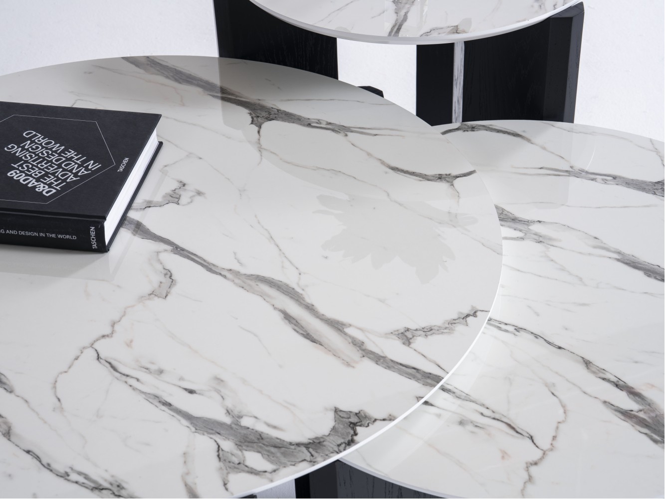 720 Black Oak White Marble Set Of 3