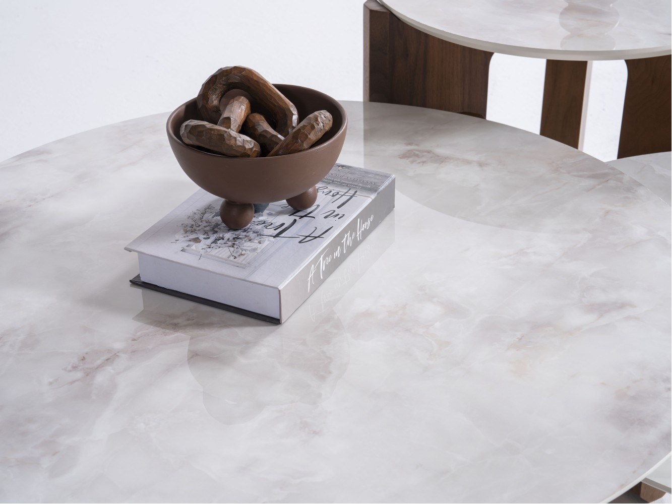 720 Walnut White Marble Set Of 3