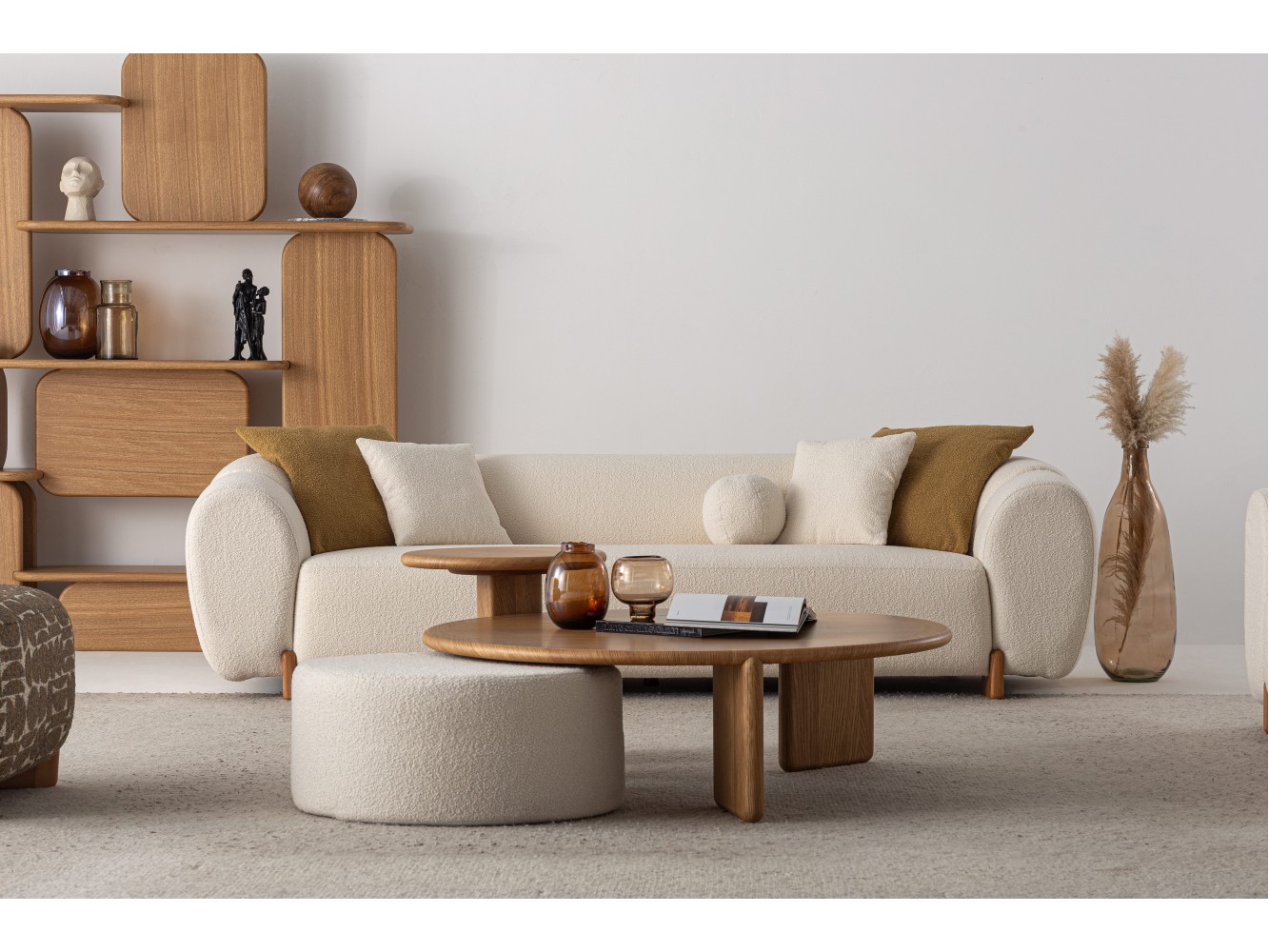 Oddo Sofa Set