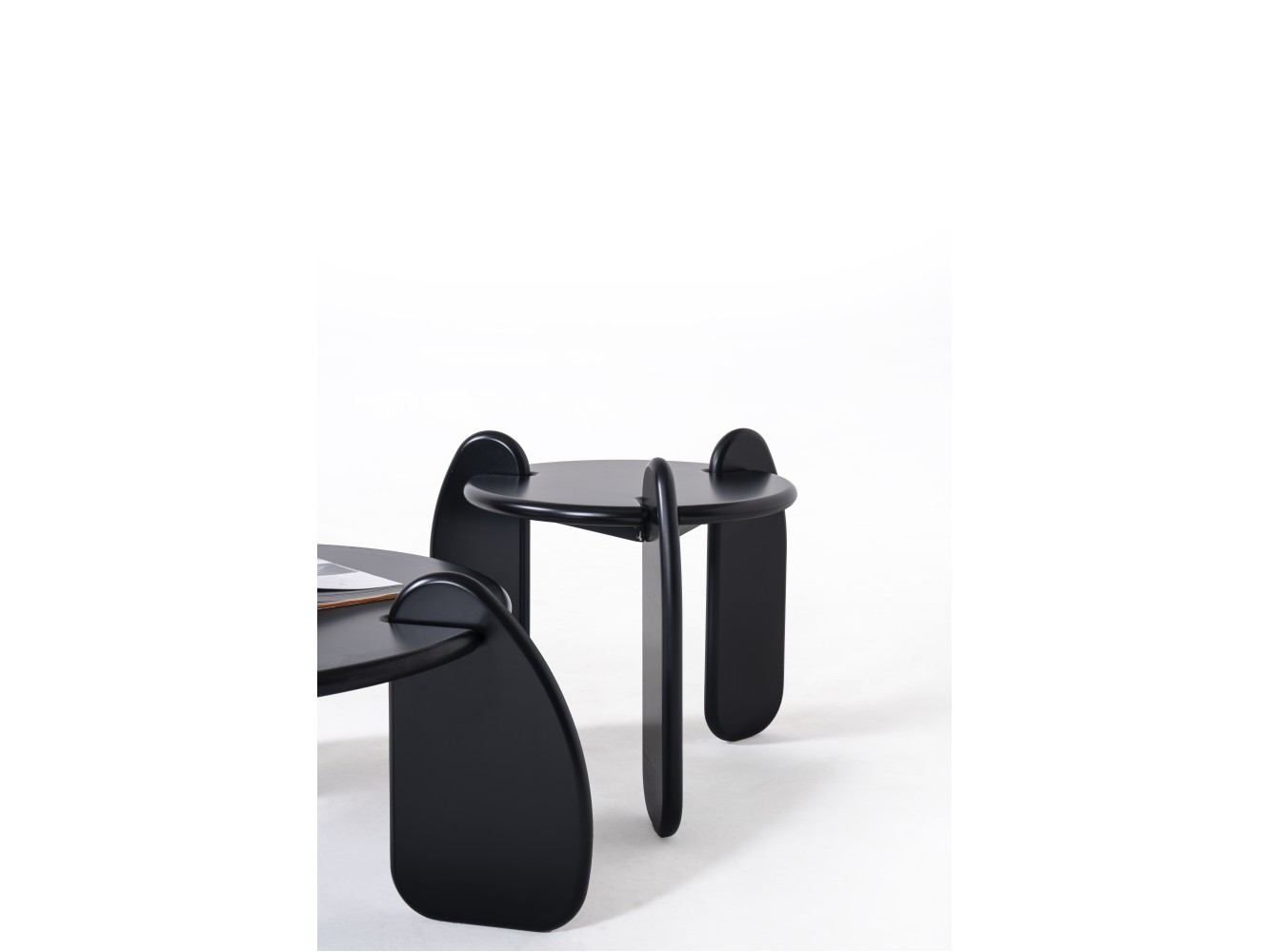 085 - 086 Black Set Of