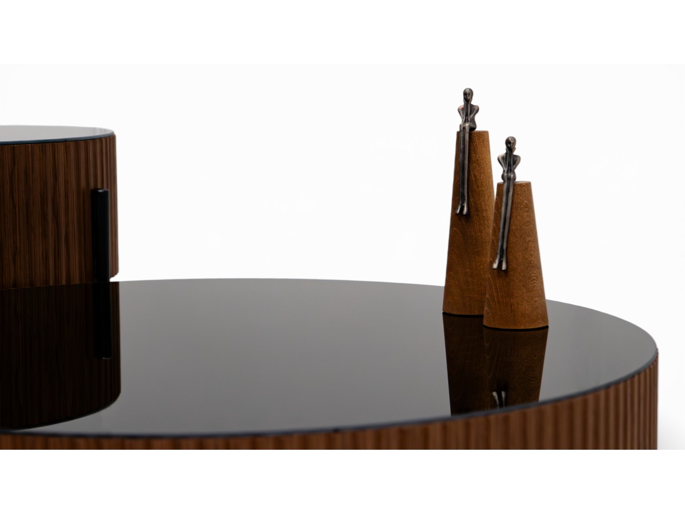 459 Walnut Black Glass Set Of 2