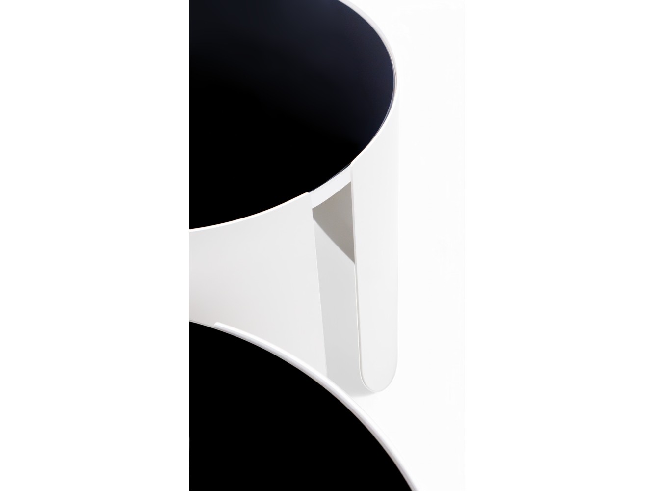 888 Moonstone Black Glass Set Of 3