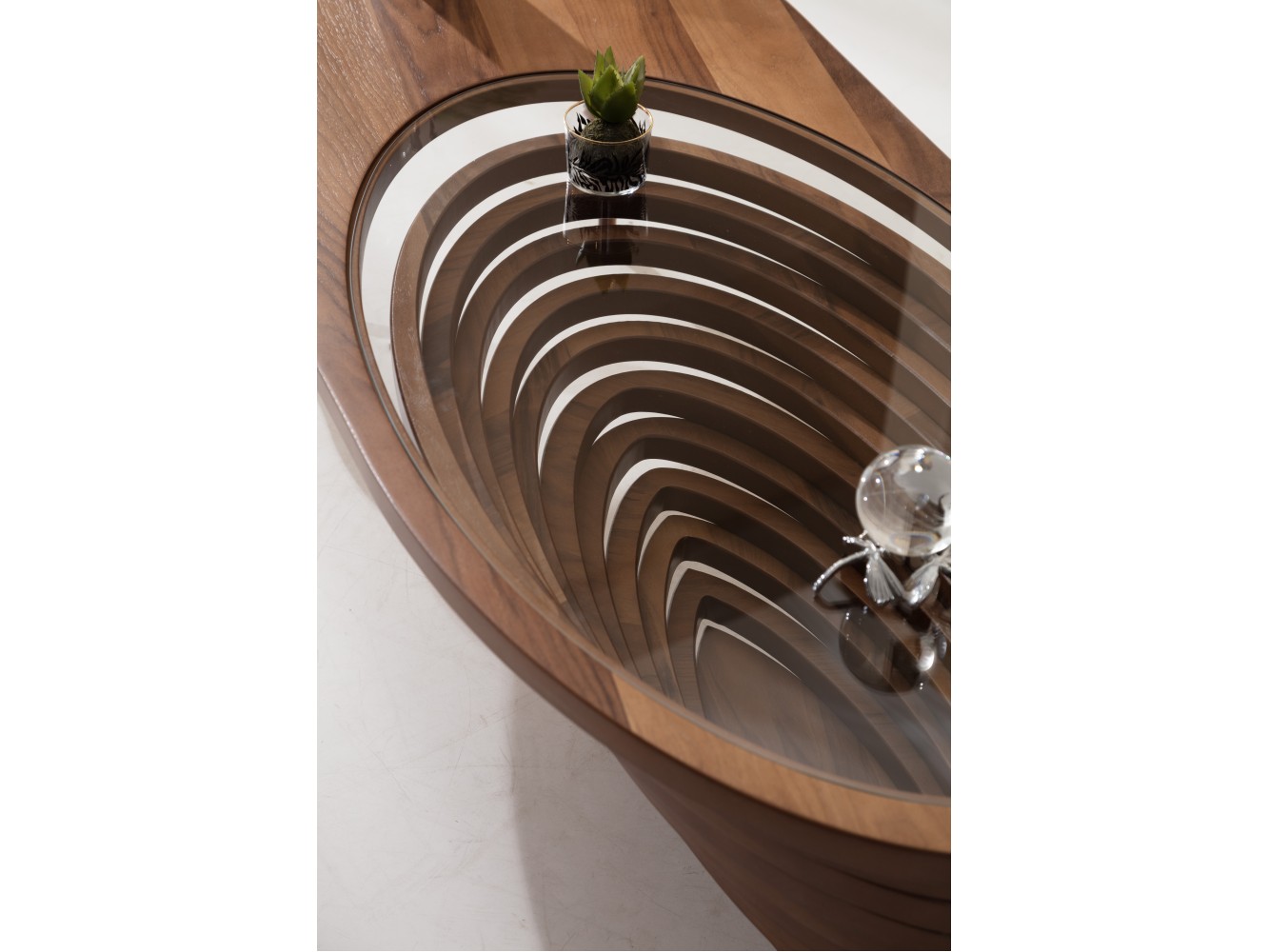 033 Walnut Tempered Glass