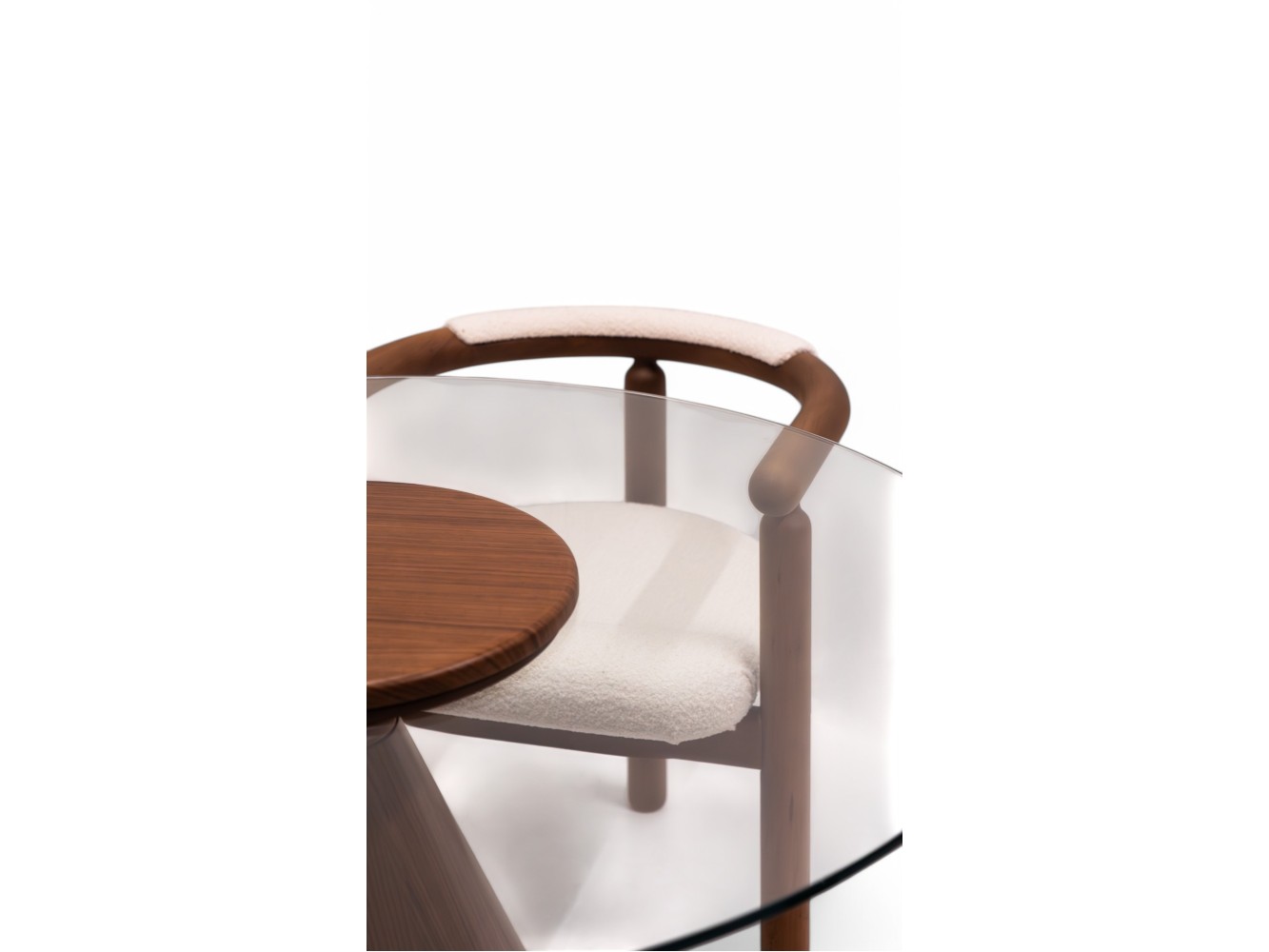 094 Walnut Clear Glass