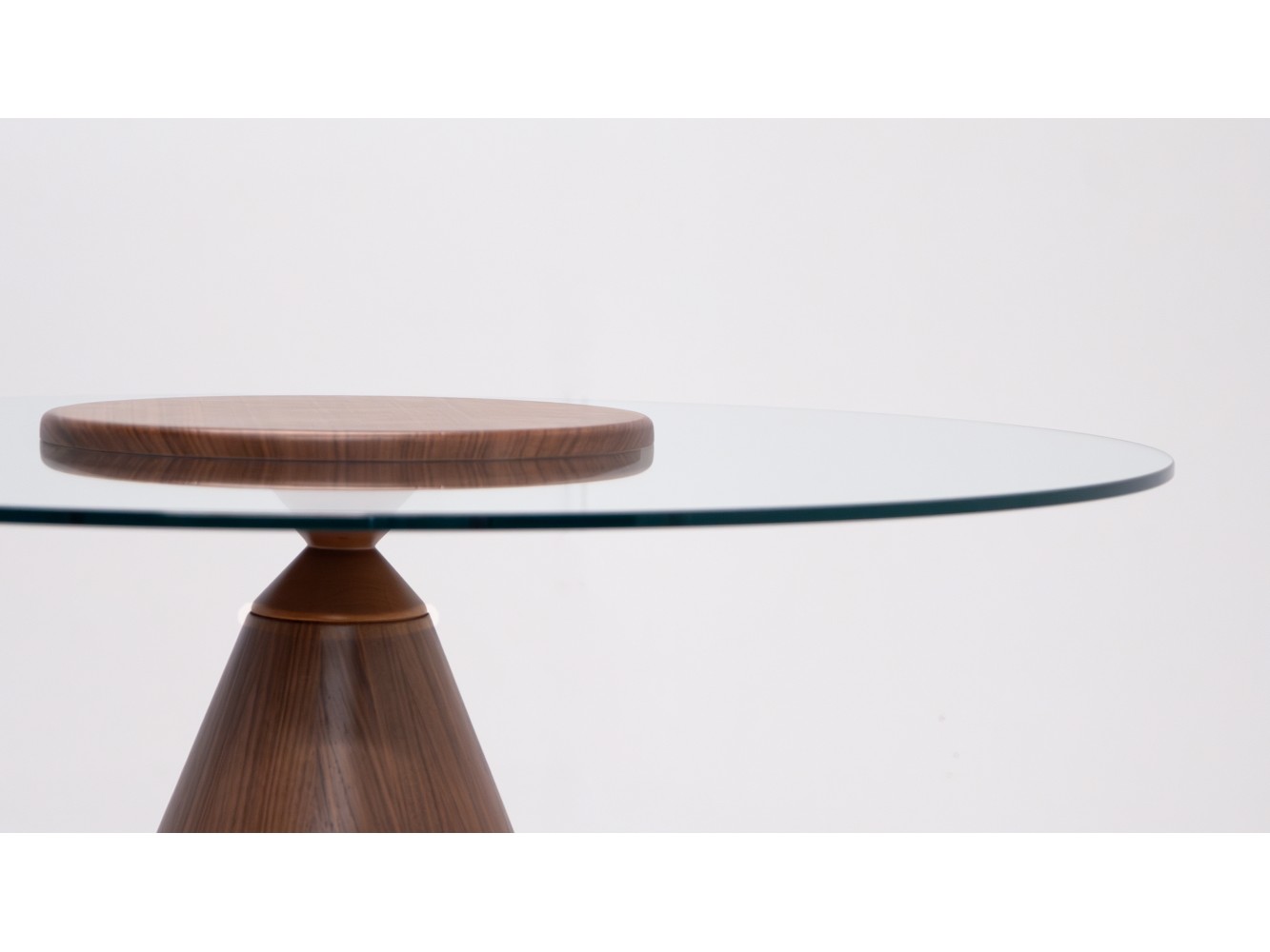 094 Walnut Clear Glass