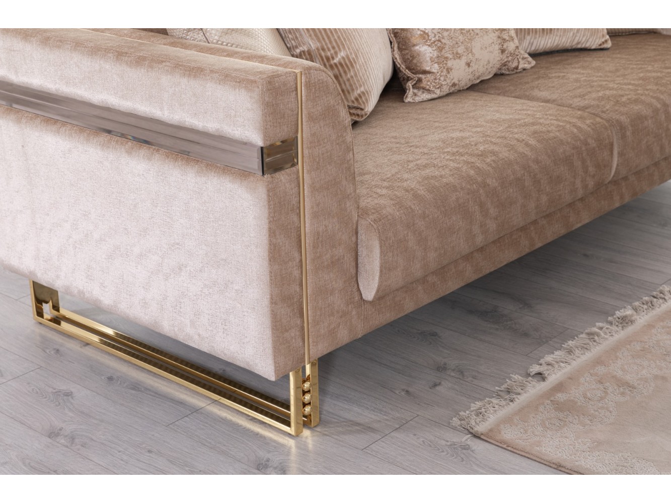 Gucci Sofa Set-3-3-1