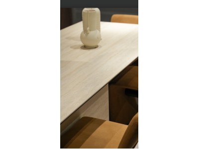 MORE TABLE - ITALIAN PORCELAIN TOP