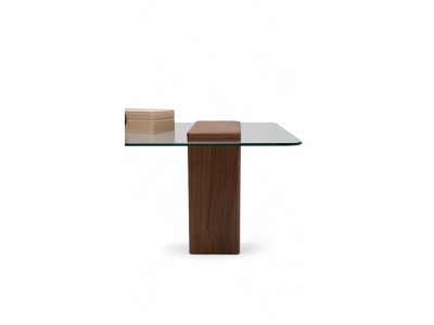 945 - 946 Walnut Set Of 2