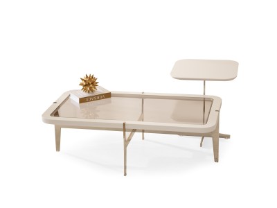 658 - 659 Cream Bronze Glass Set Of 3