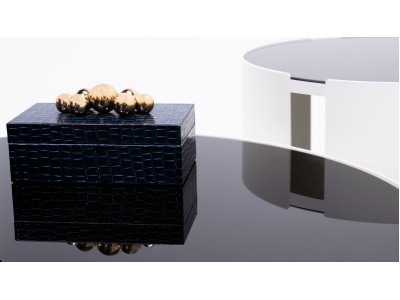 888 Moonstone Black Glass Set Of 3